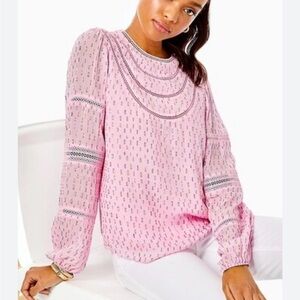 Lilly Pulitzer Light Pink Blouse with Delicate Shiny Details